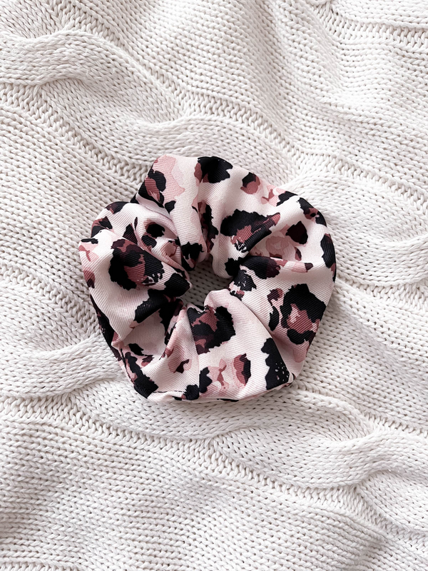 RUBY - GUMKA TYPU SCRUNCHIE PANTERKA JASNA