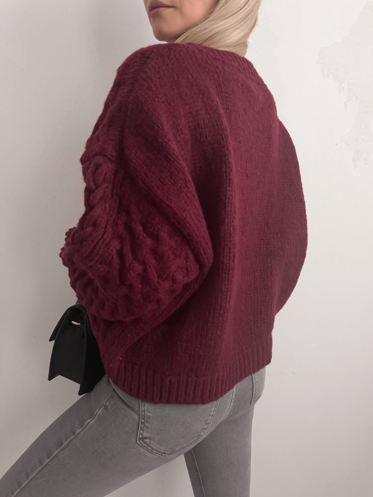 FOCUS - SWETER OVERSIZE Z WARKOCZOWYM SPLOTEM BORDO