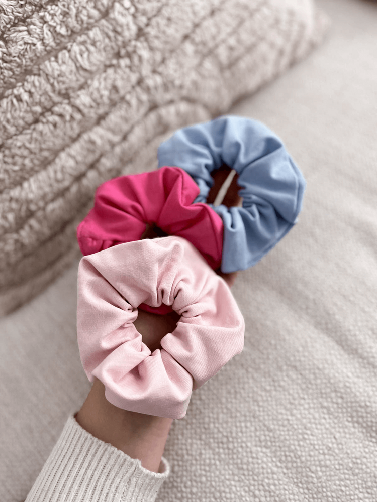 RUBY - BAWEŁNIANA GUMKA TYPU SCRUNCHIE CUKIERKOWY RÓŻ