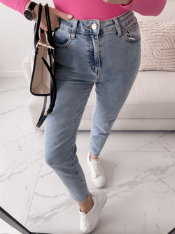 JESSI - SPODNIE JEANSOWE TYPU MOM FIT JASNY JEANS